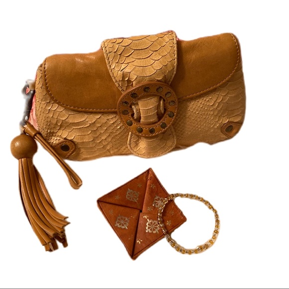 Babee D Handbags - Babee D Clutch Purse Tan Yellow Snakeskin Bundle